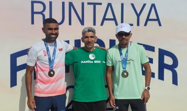 Manisa Büyükşehir Belediyespor Kulübü’nün şampiyon atleti Ahmet Bayram Maratonda ipi gögüsledi